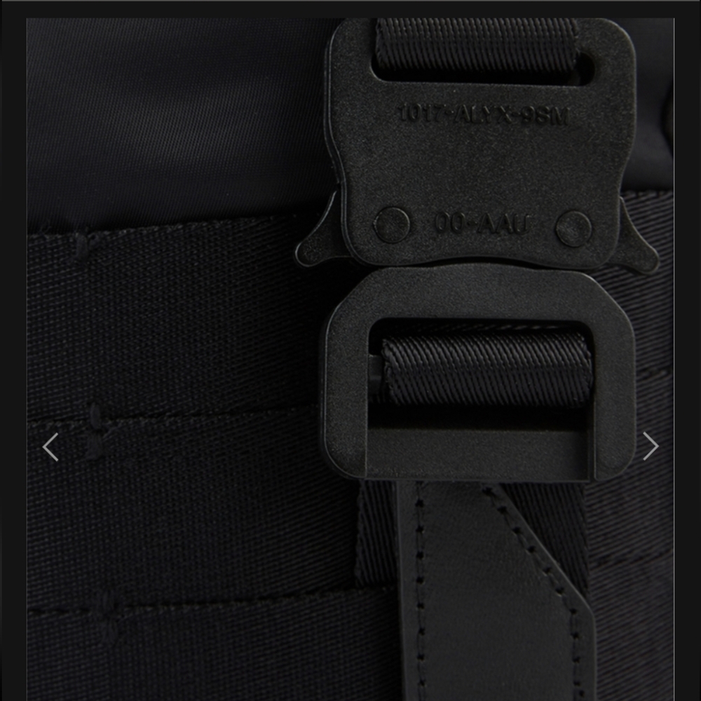 1017 ALYX 9SM Military Nylon Shoulder bag - Picture 4 of 8